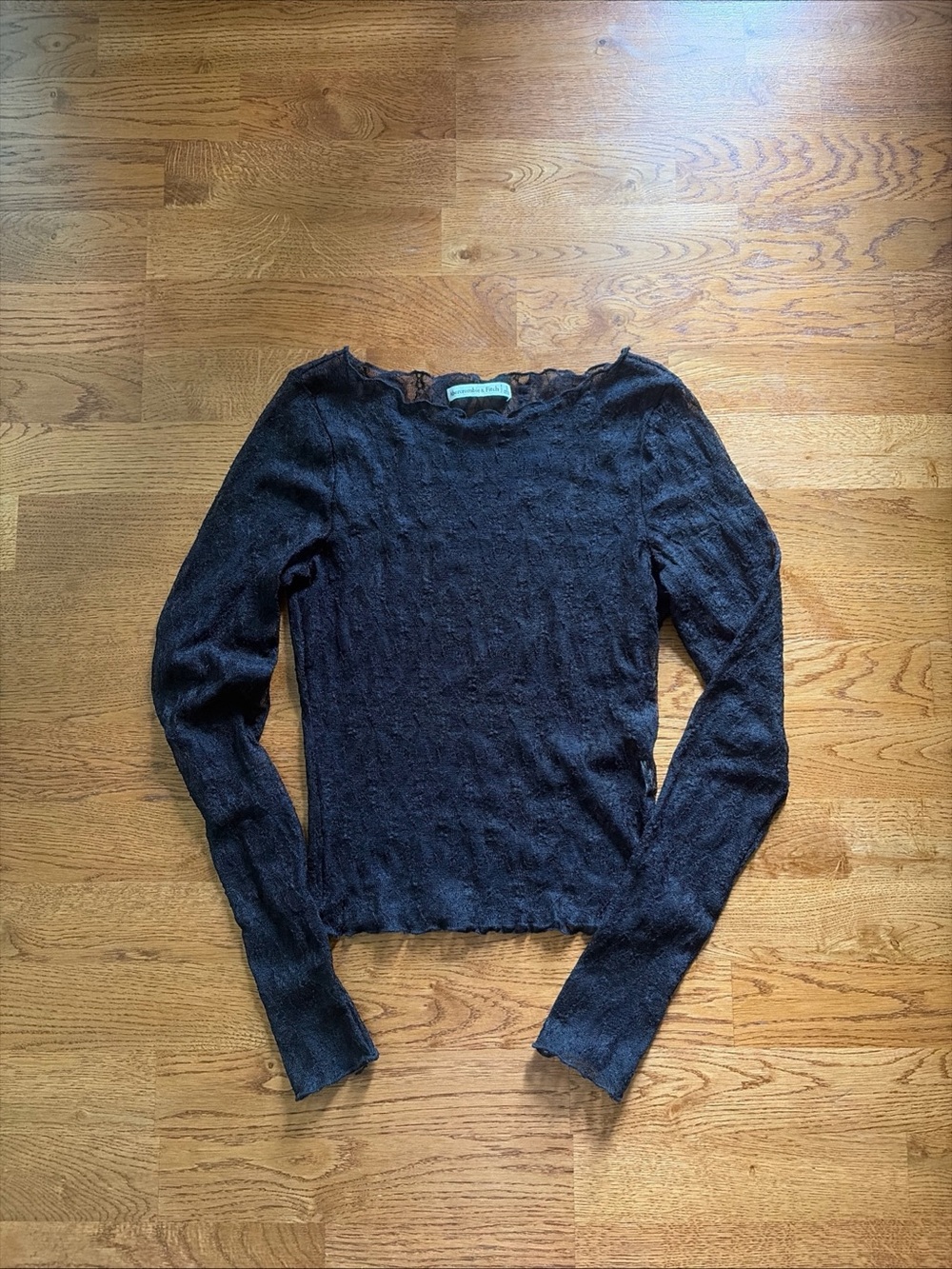 Abercrombie Long-Sleeve Lace Top S Black Lettuce Sheer Boatneck Ballet Wide